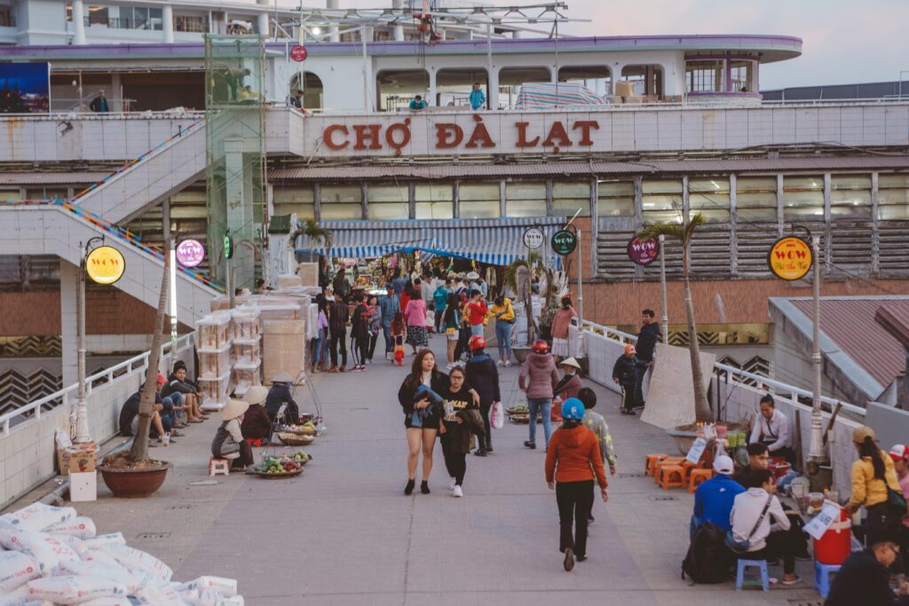 Cho Da Lat Market in Da Lat, Vietnam Shopping