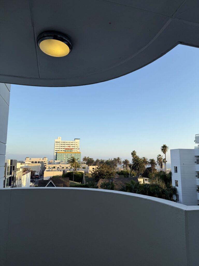 The Eden Hotel Santa Monica Los angeles california pet friendly dog friendly