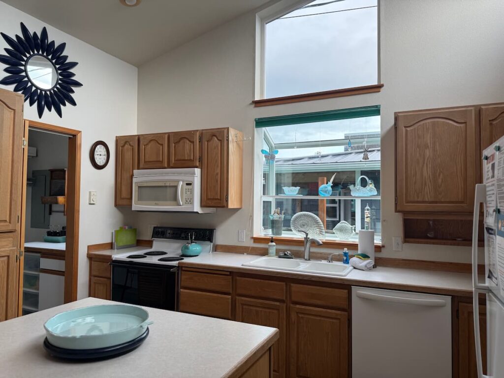 pet friendly lodging manzanita oregon manzanita pet friendly rentals